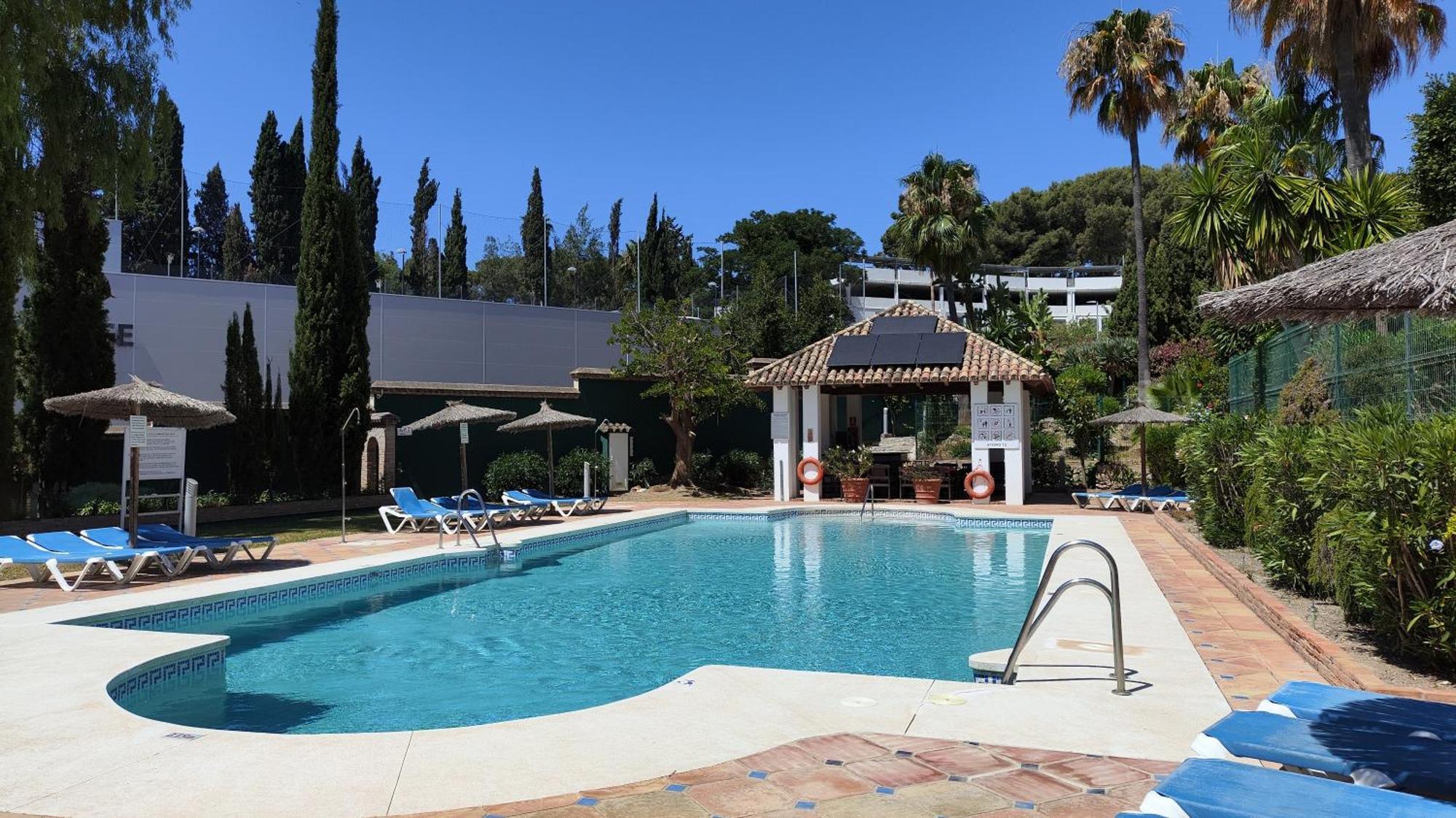 Apartment Pinos Aloha