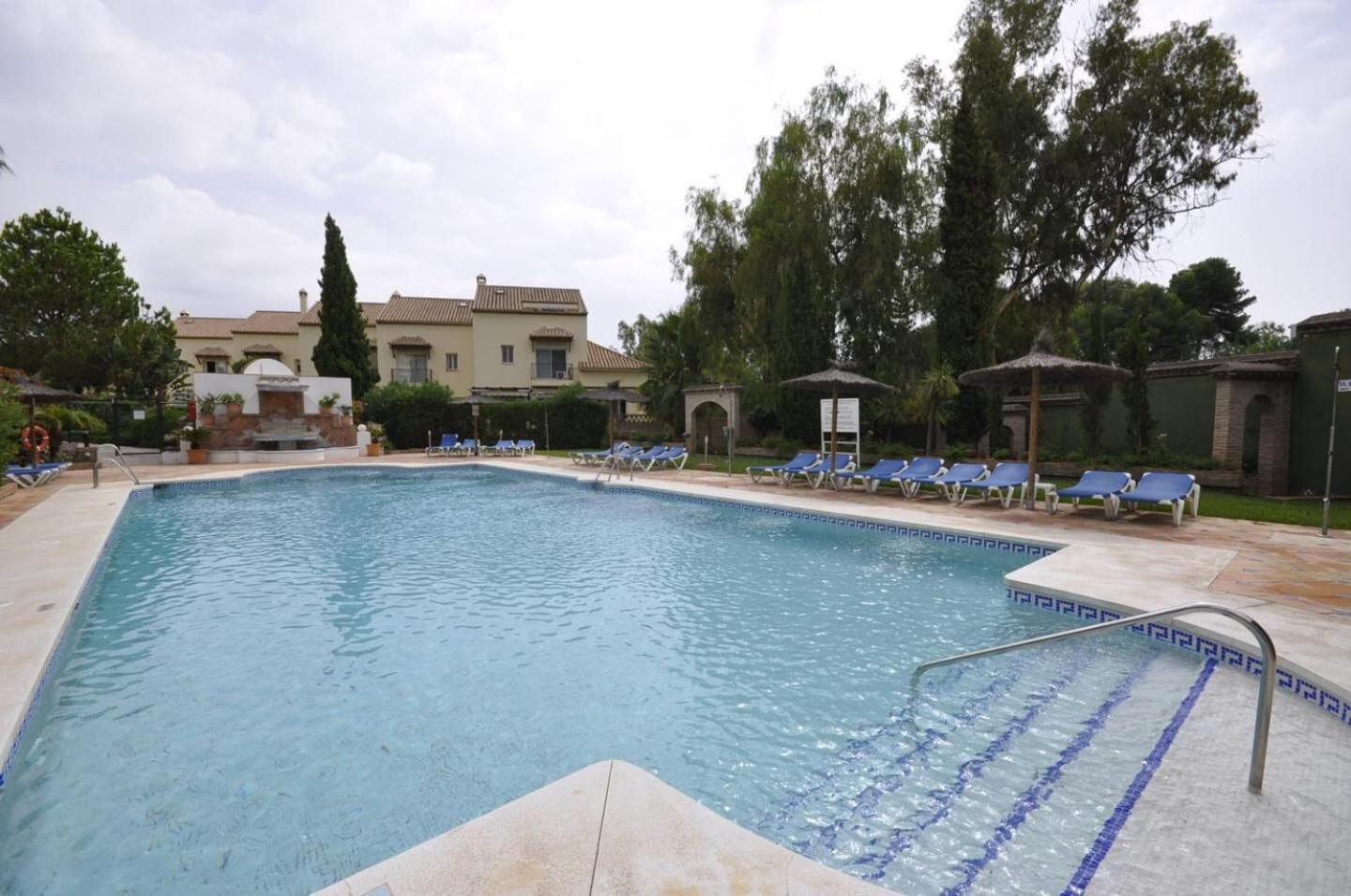 Apartament Pinos Aloha