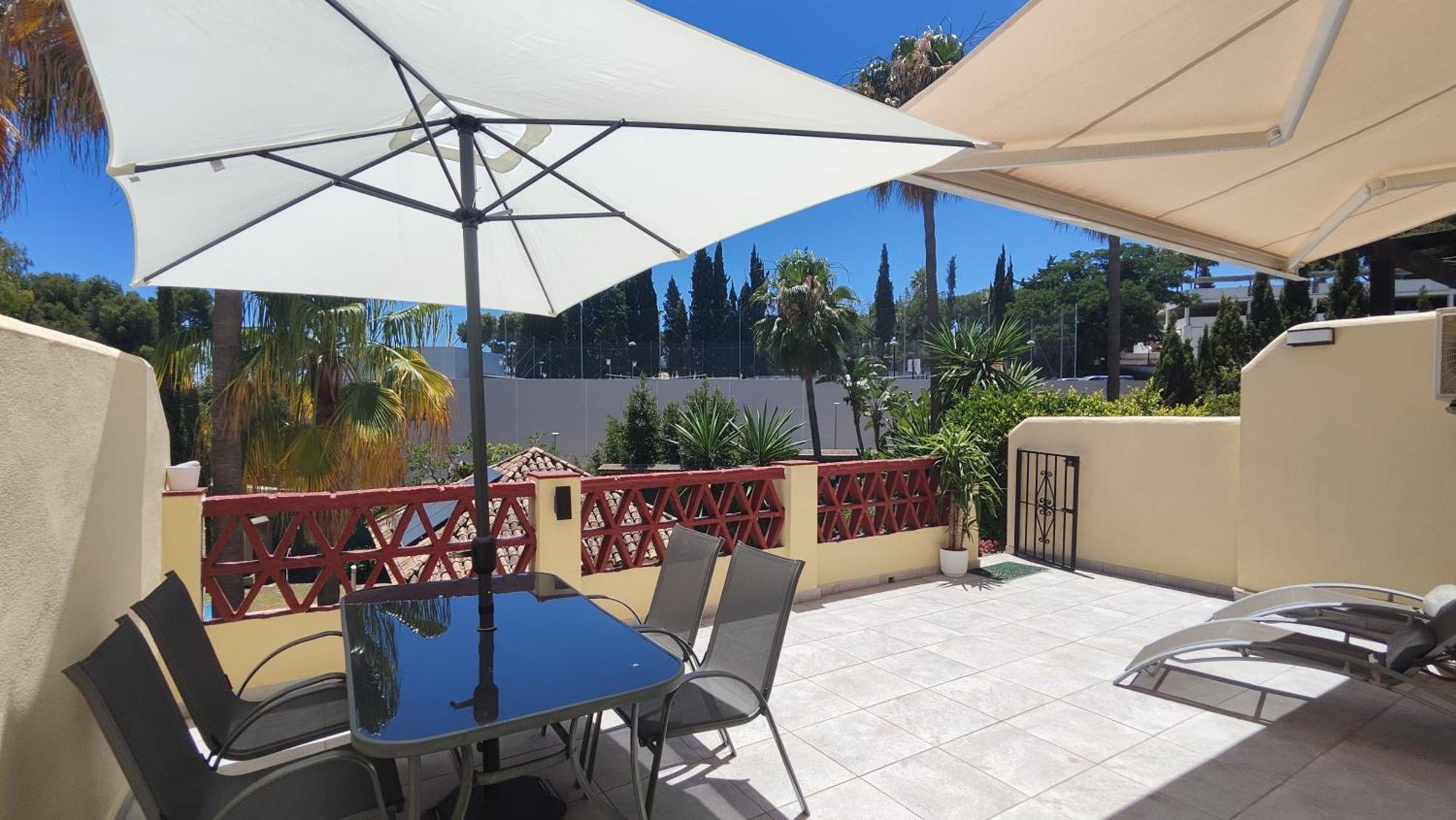 Apartment Pinos Aloha Marbella